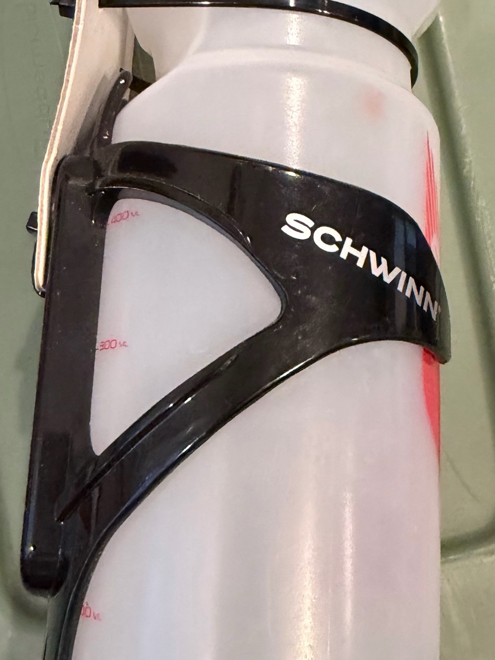 NEW Schwinn Black Cage Bike Water Bottle Holder with Clear Water Bottle
